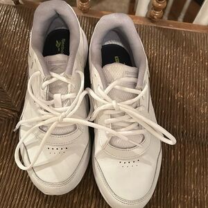 Reebok white womans sneakers size 8